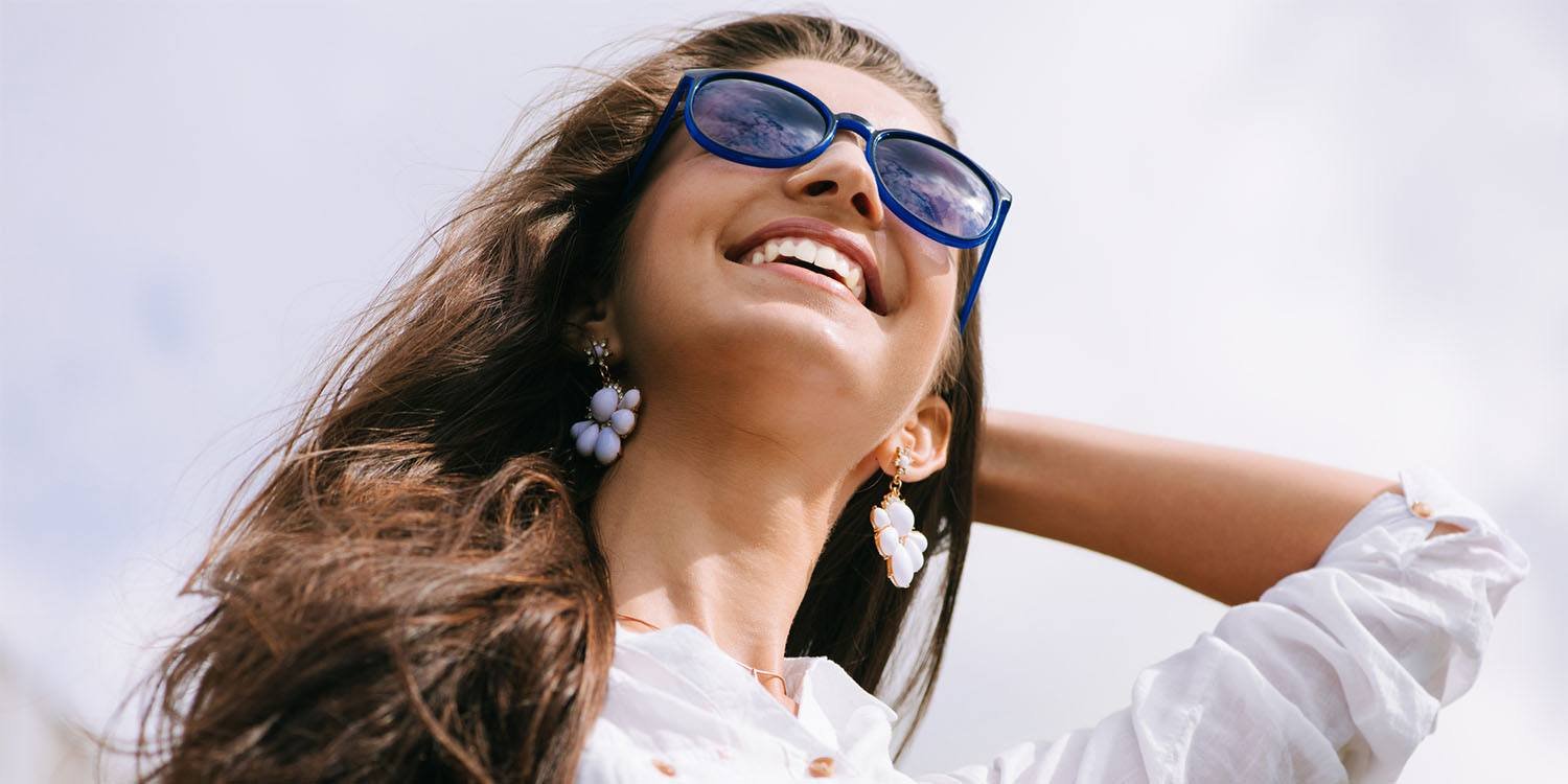 10 Ways To Get Rid Of Frizzy Hair This Summer