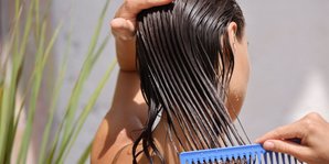 washing hair using comb