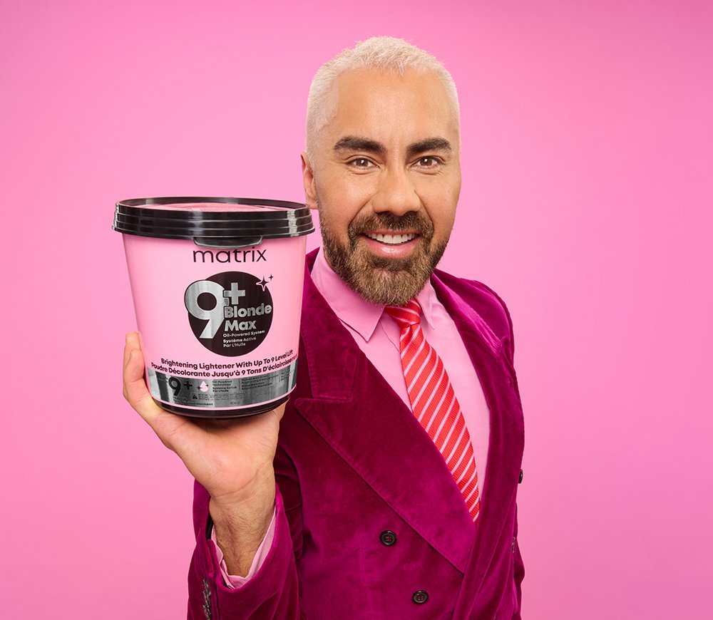 Matrix 2025 NA BlondeMax9 Carlos With Tub 5