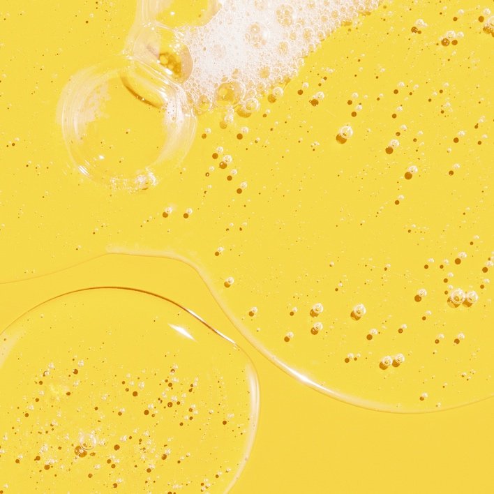 a curl can dream weightless shampoo texture